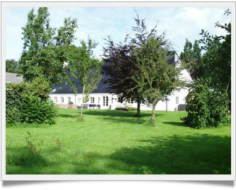 Rueckseitevorderhaus framed